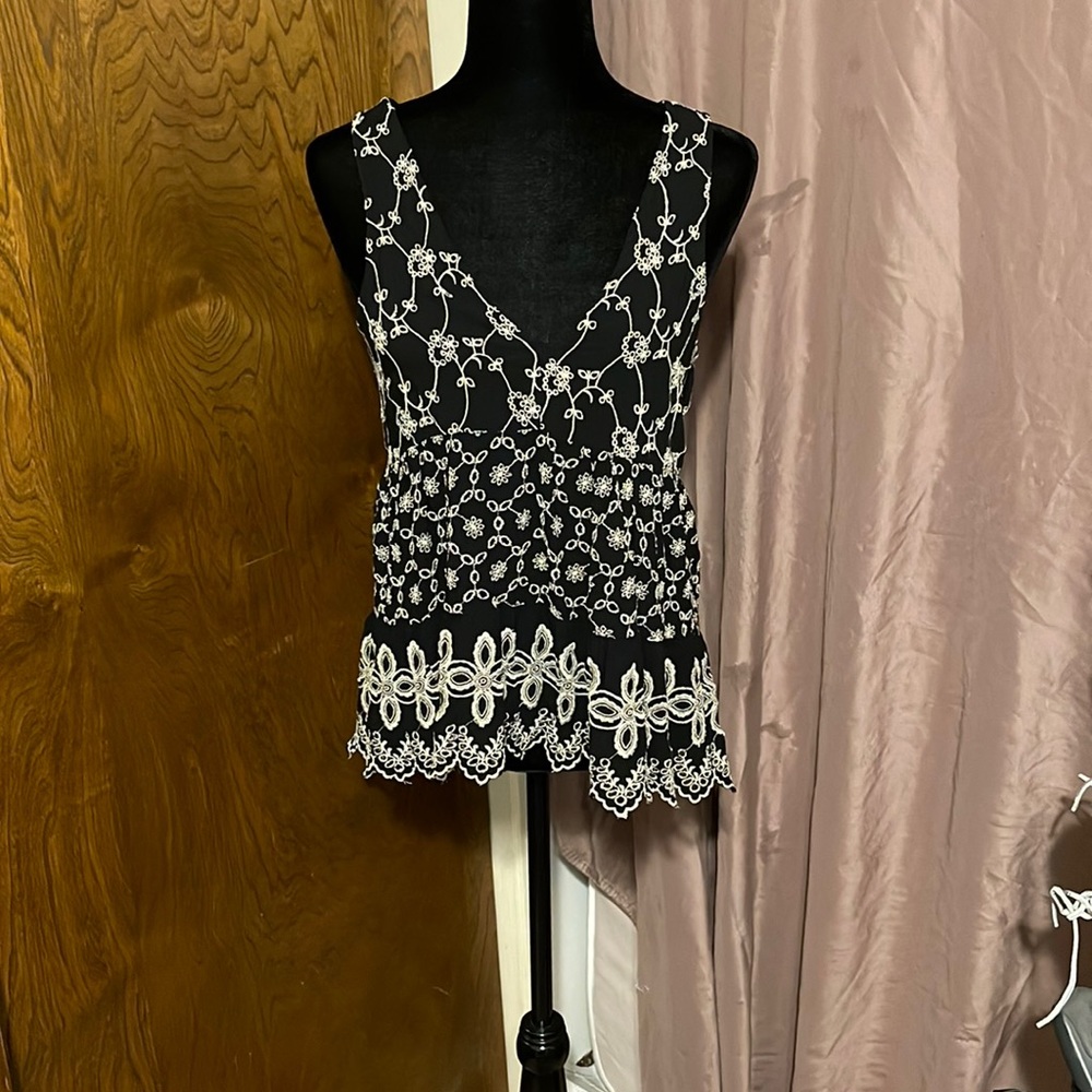 American Eagle boho style embroidered tank,sz.XS